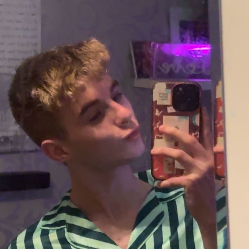 ciaran | WICKED ERA💚🩷