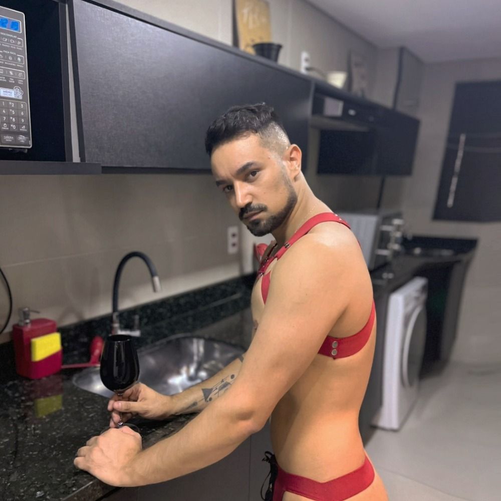 Dhi Ferreira 