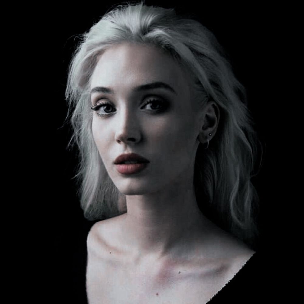 𝑁𝑒𝑟𝑒𝑎 𝑊𝑖𝑙𝑙𝑖𝑎𝑚𝑠.