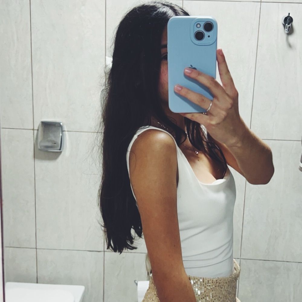 lara broering 