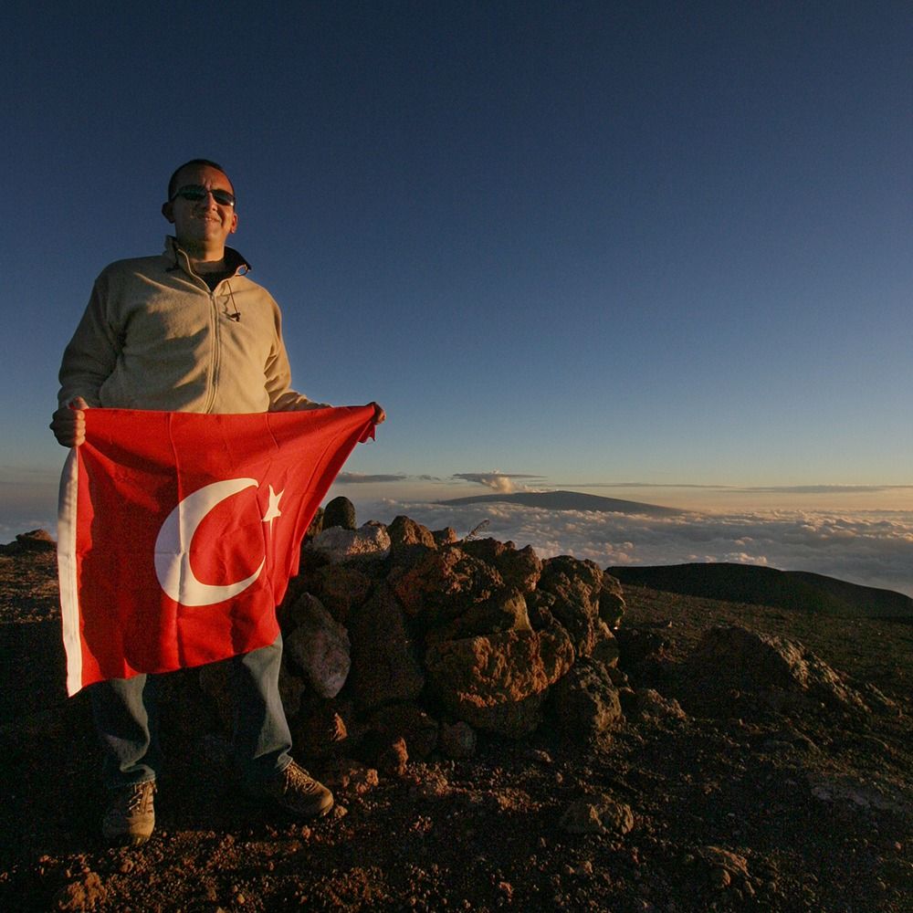 Tunç Tezel