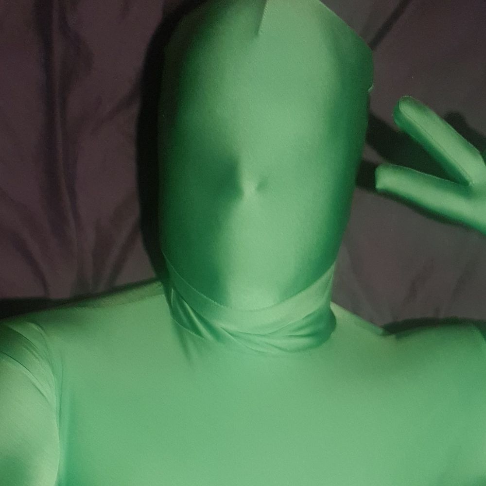 Kiwi Green