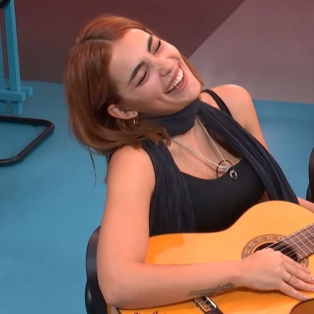 El hoyuelito de violeta