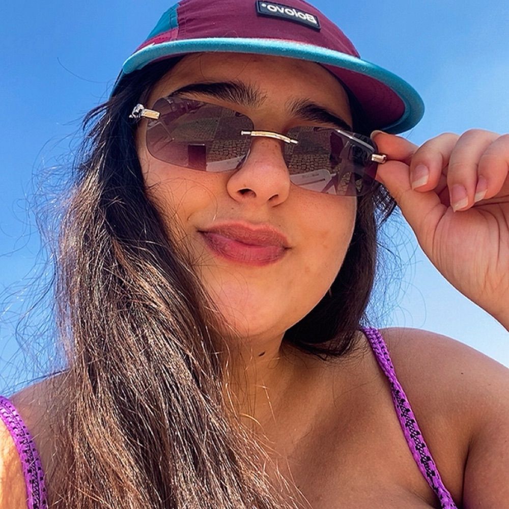 isa adora