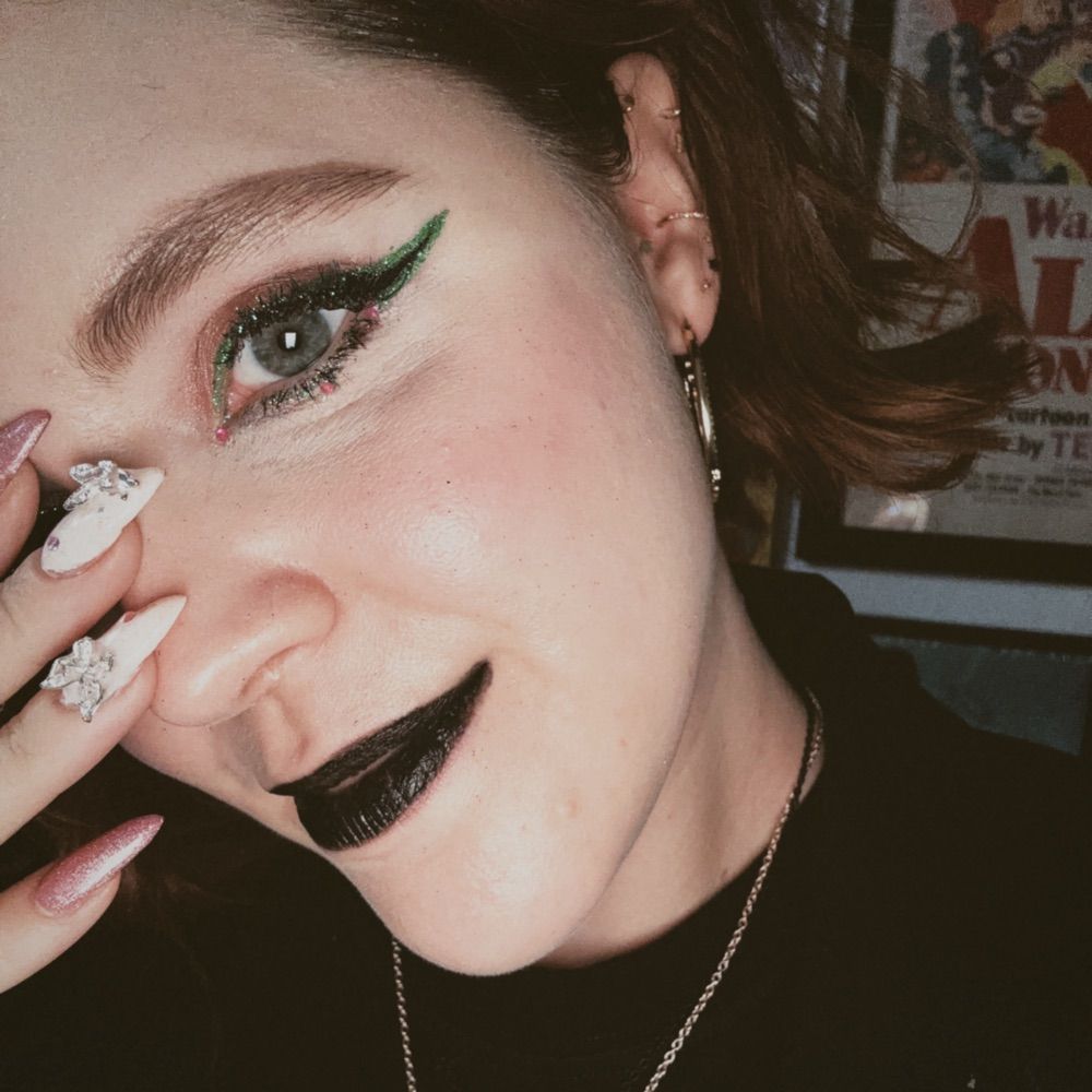 💚 Meghan 🩷