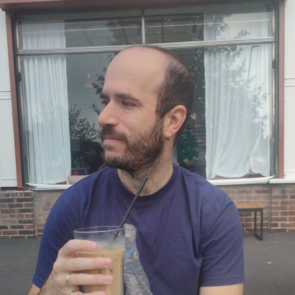Álvaro González