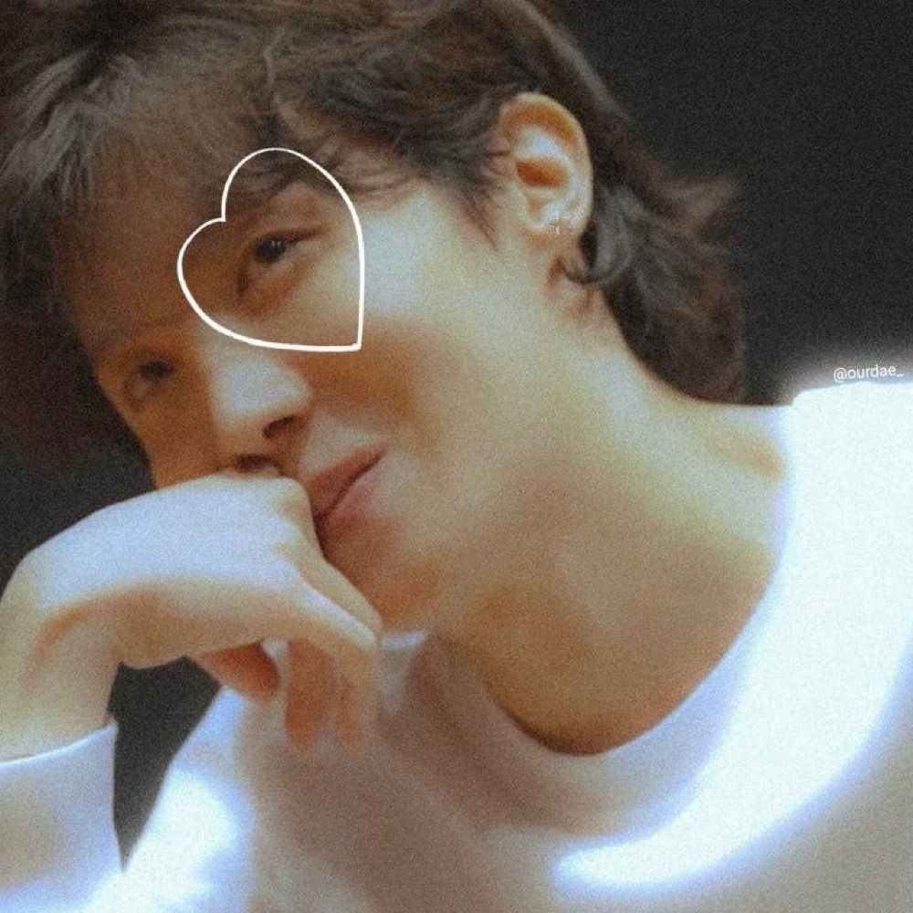 déb world 𐙚⭐️ hobi ta voltando