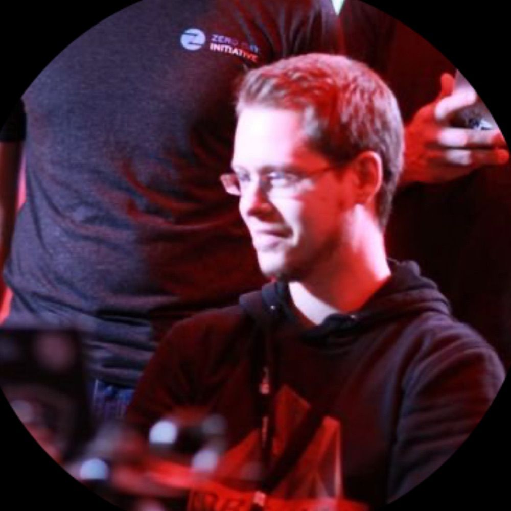 Niklas B