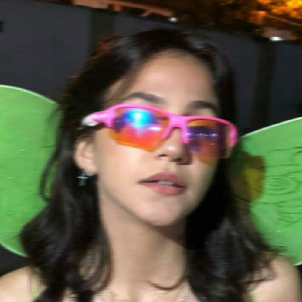 anninha diamante negro