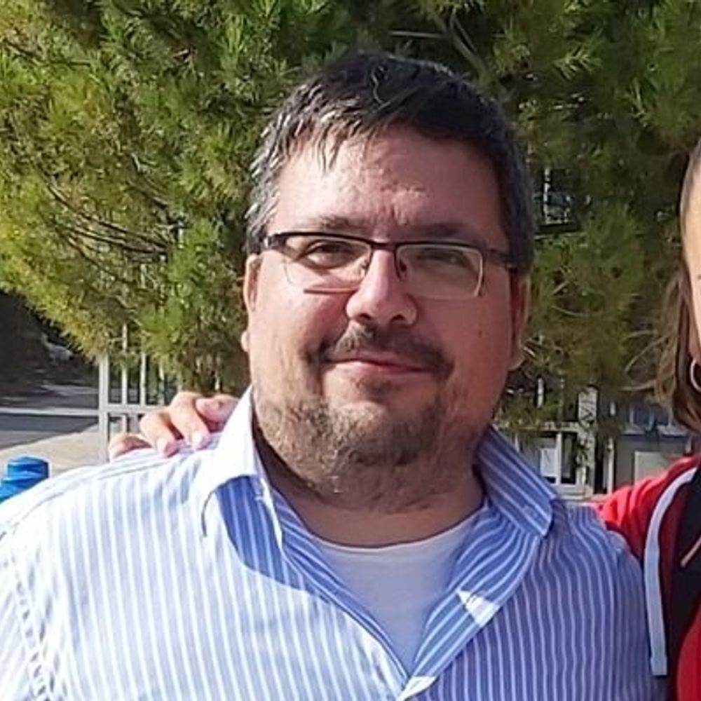 Isaac Hernández 