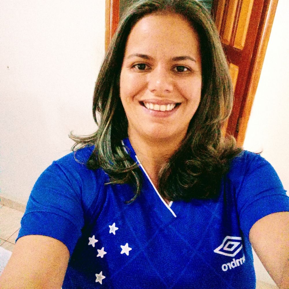 Dayanne Souza 