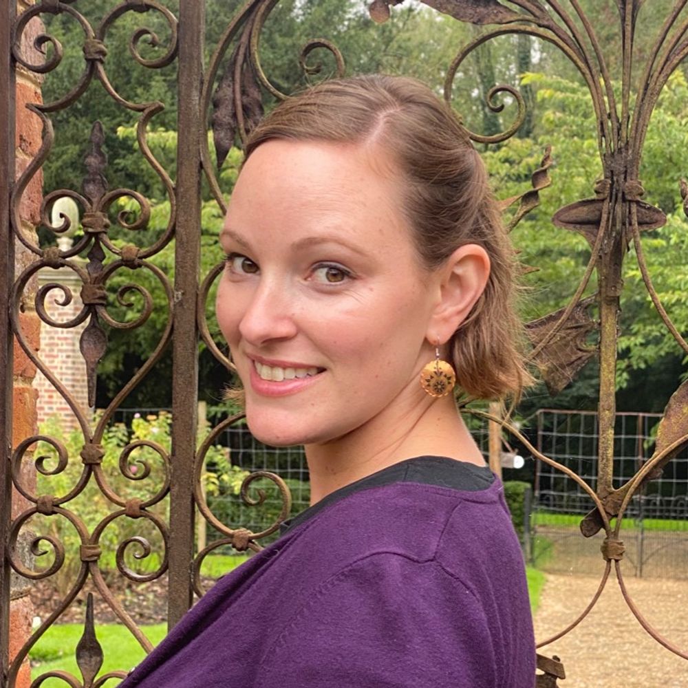 Dr Elisabeth Gernerd