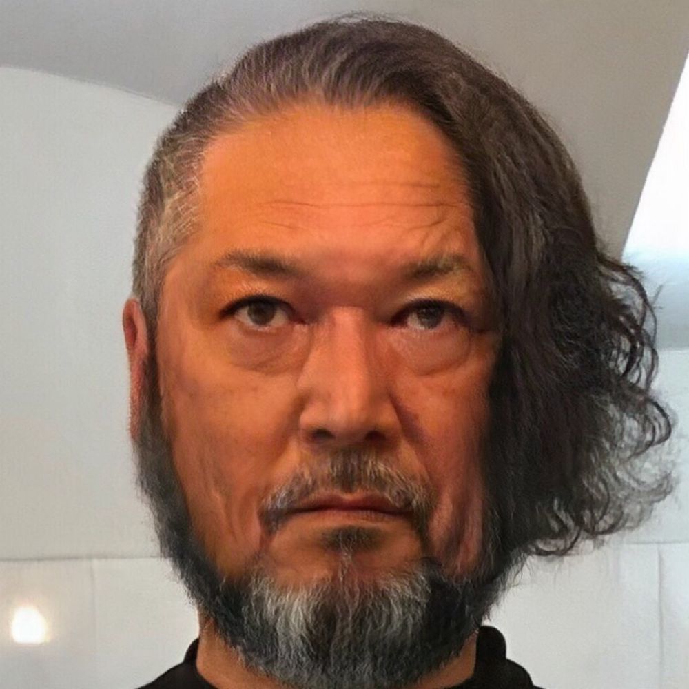 ポミおの横分けアカ