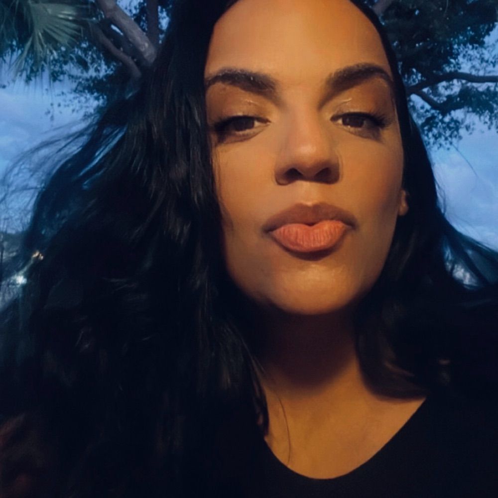 María