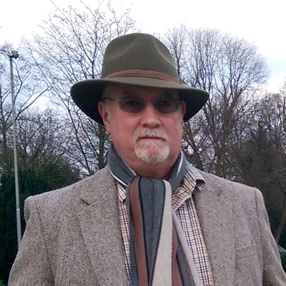 Stephen J Cooper