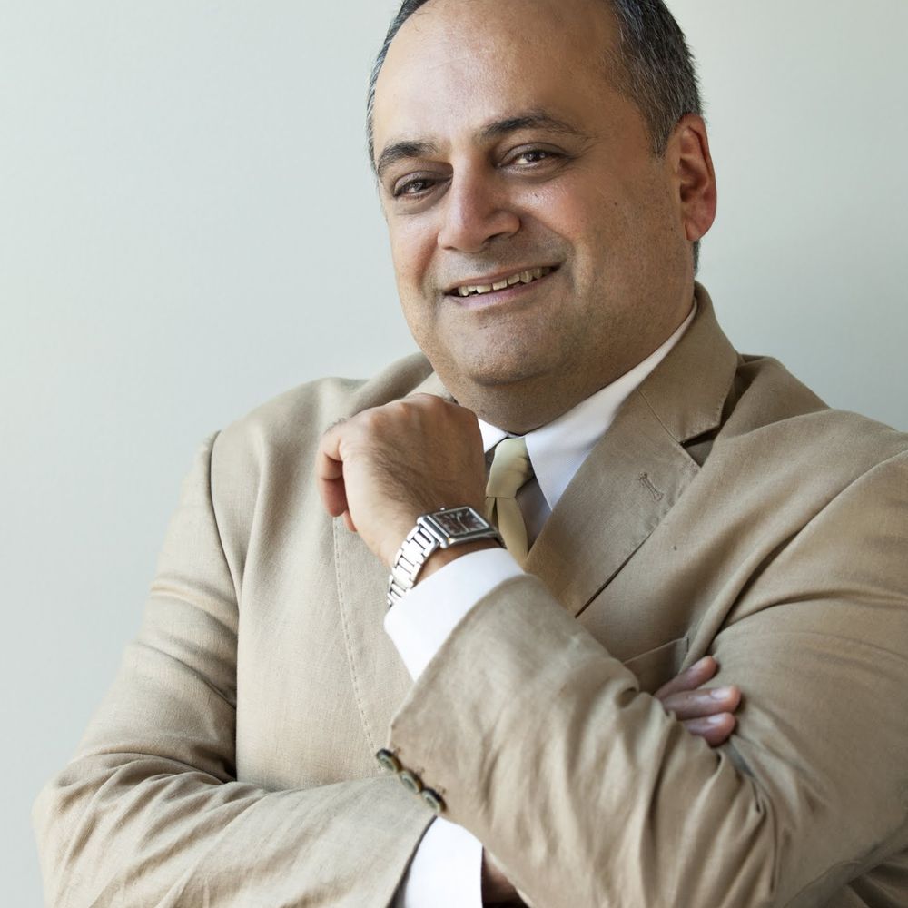 Narimon Safavi