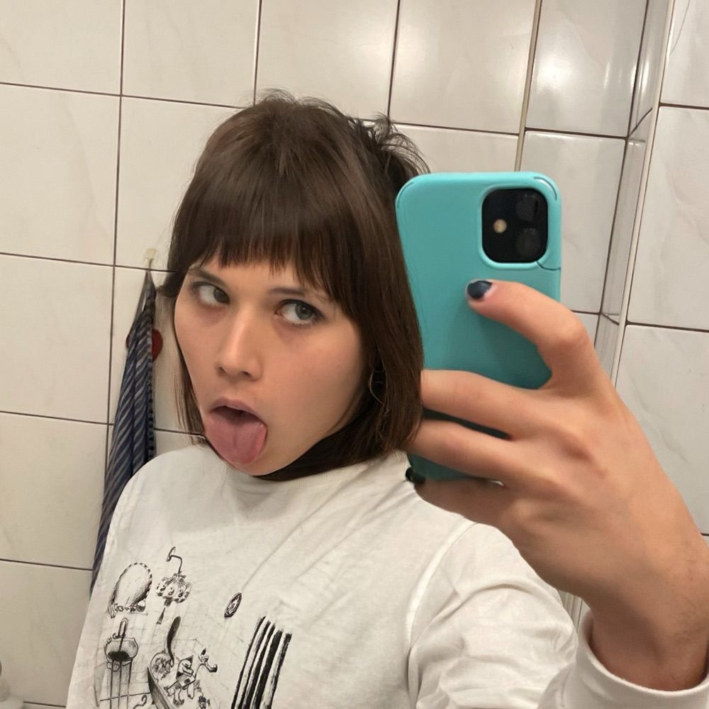 domi d. (she/her)