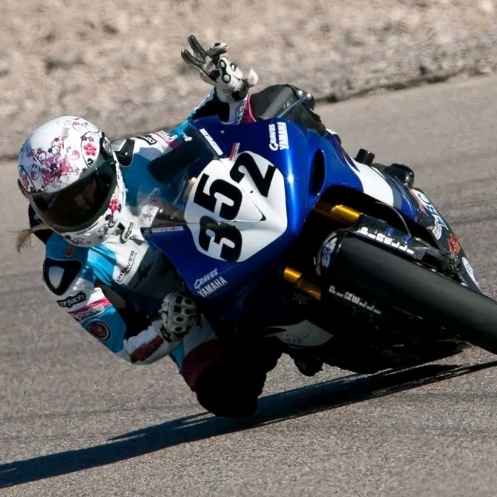 kk352