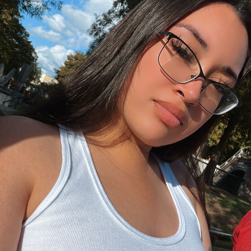🧿.