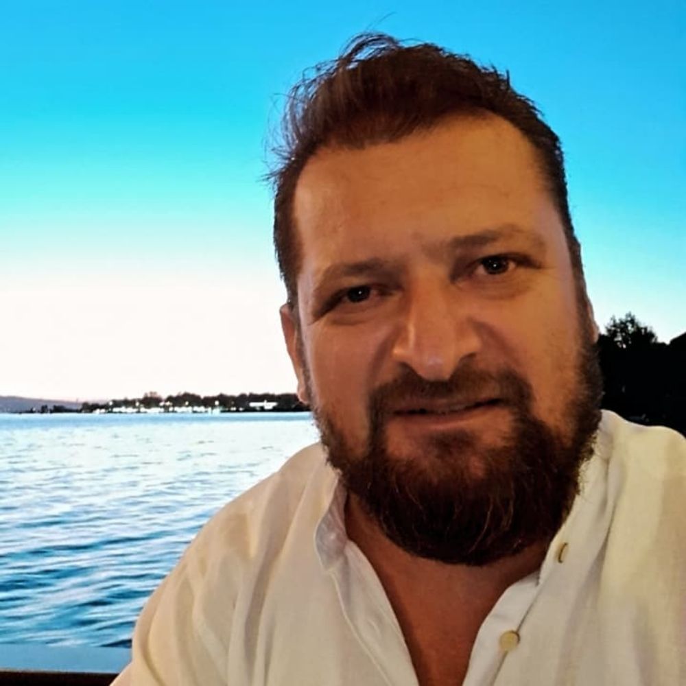 Gökhan Eker