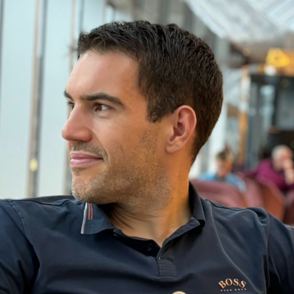 Bernhard Schiel