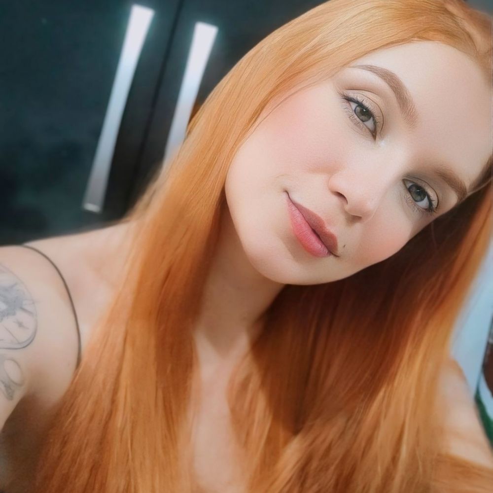 Fernanda Bastos ❤️🖤
