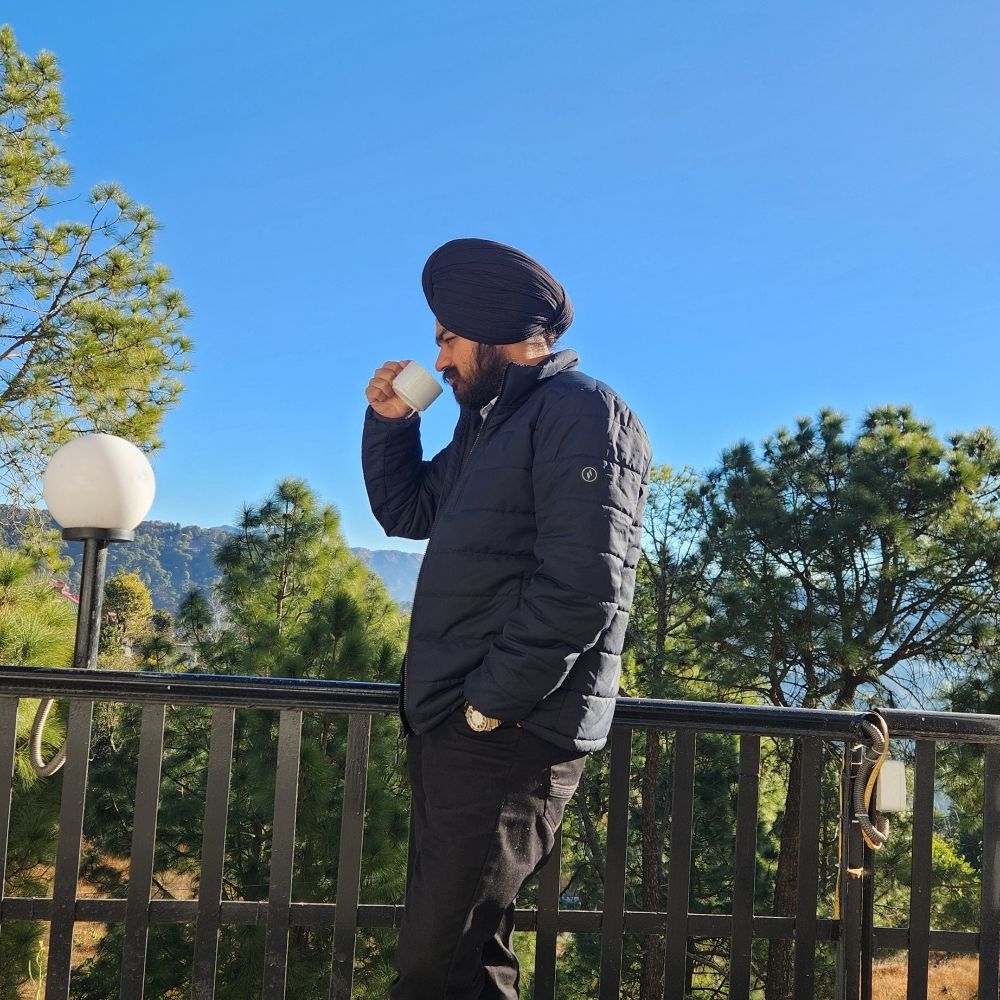 Dr. Sunnyrudh Singh