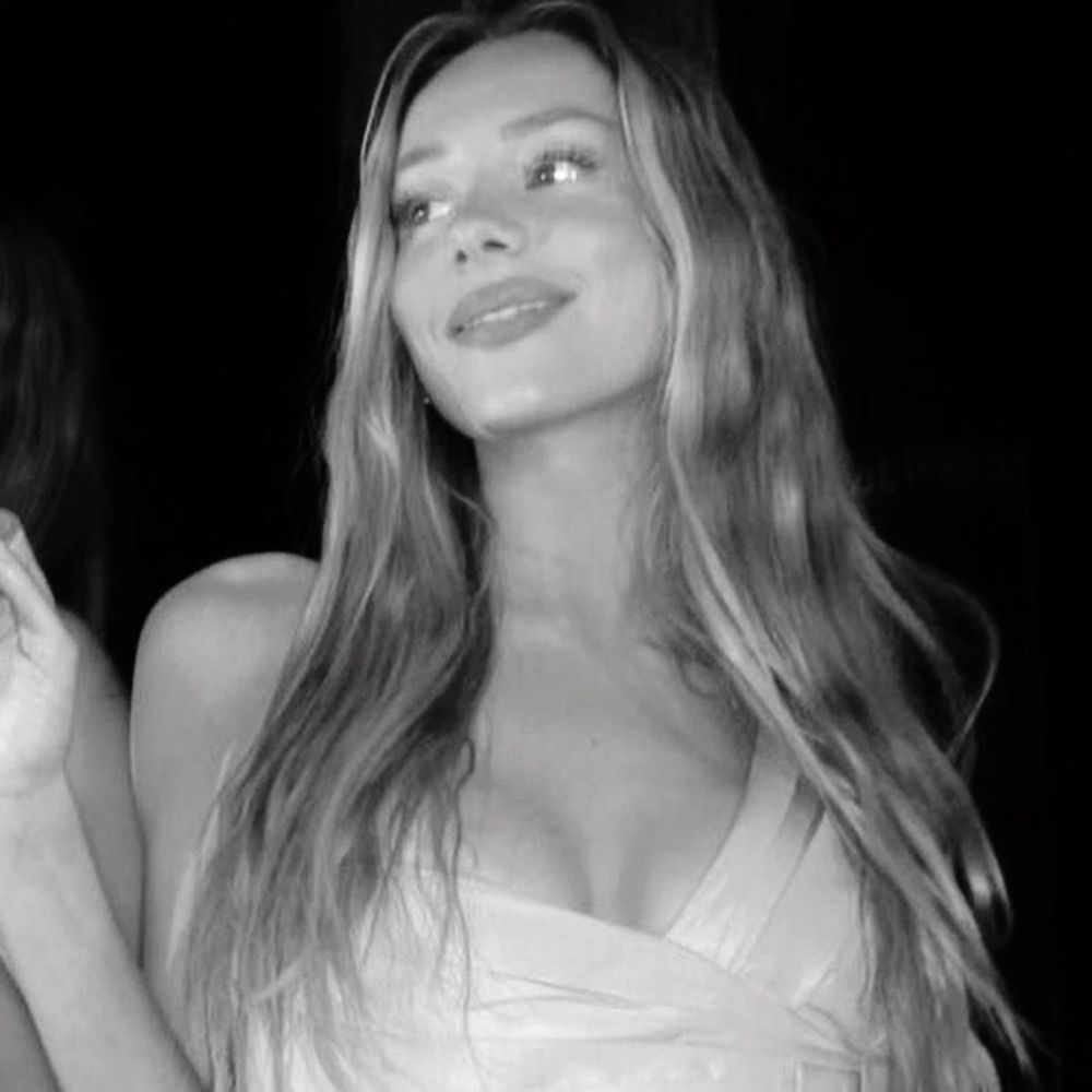 elle