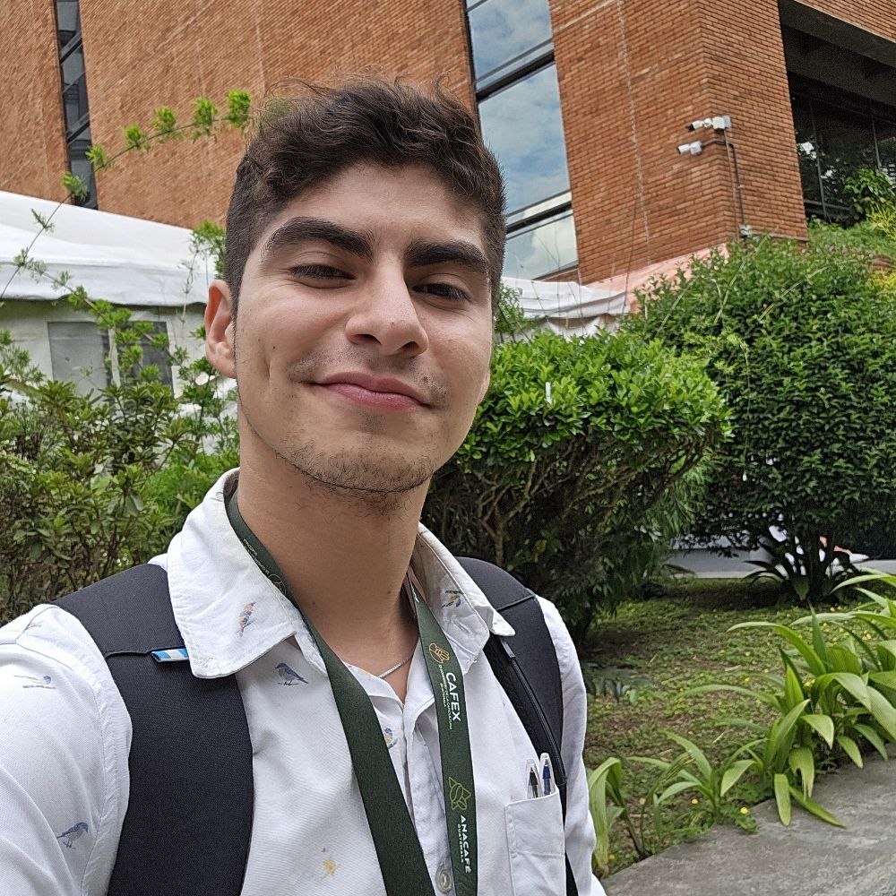 Jerry González C.