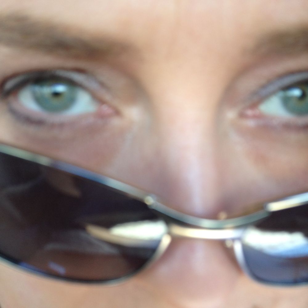 Dee 🇺🇸🐸+🐸=💪