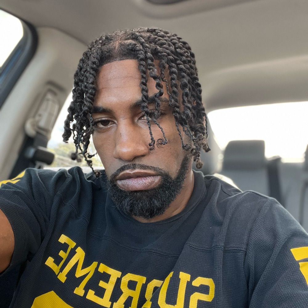 Shaqsteez