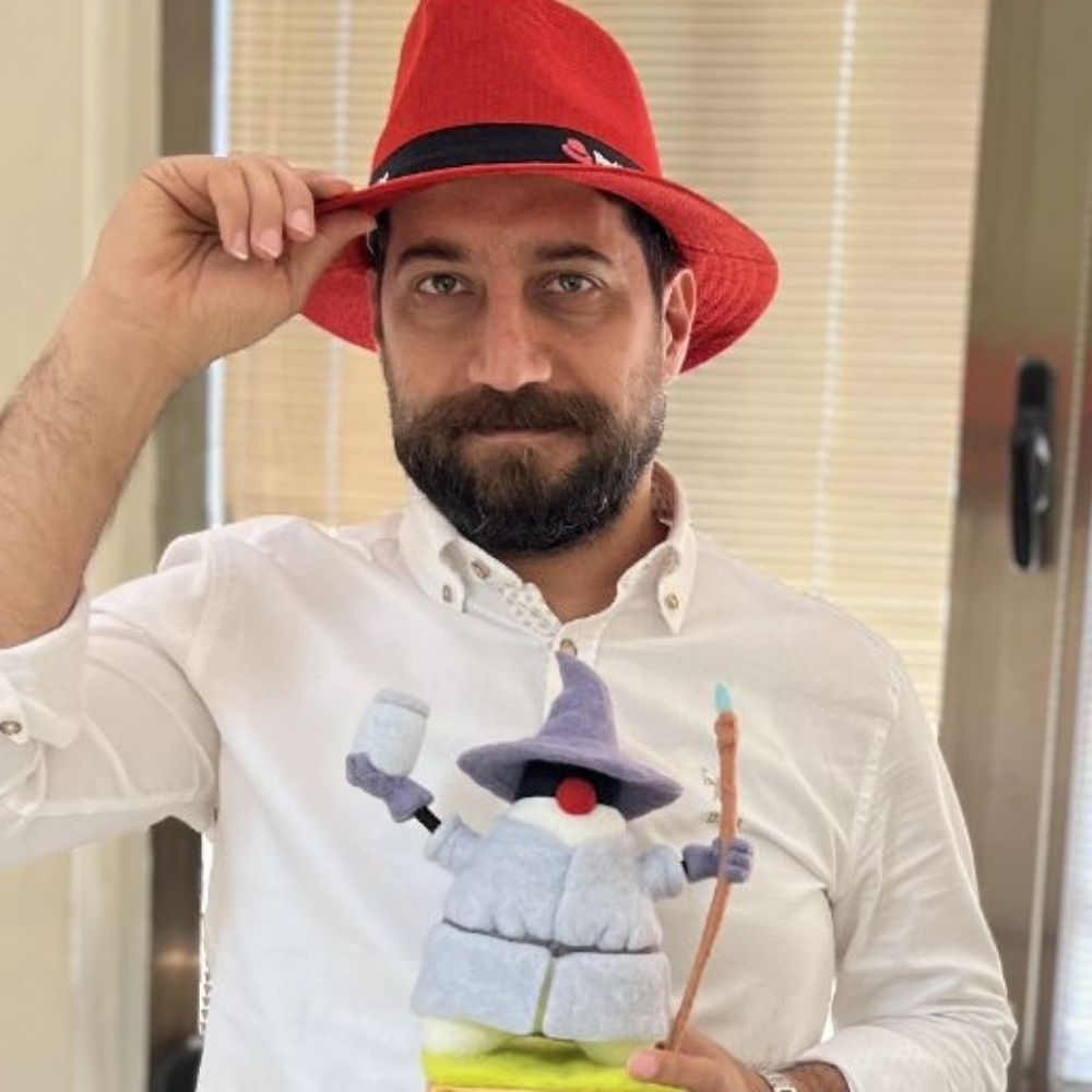 Majid Mostafavi