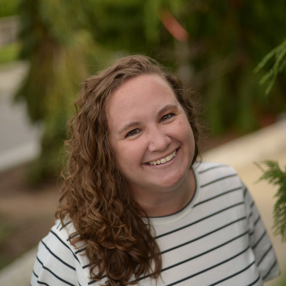 Whitney L. Spradling Author