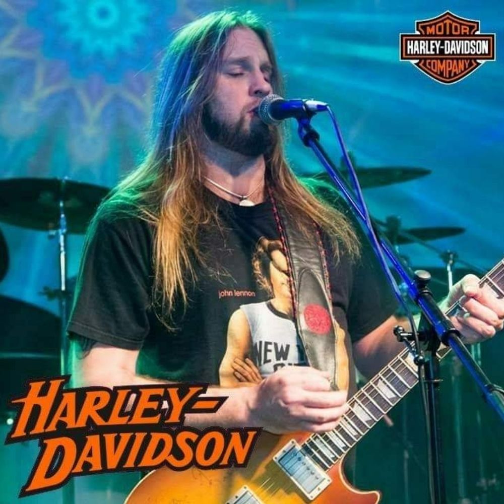 Derek Varnum
