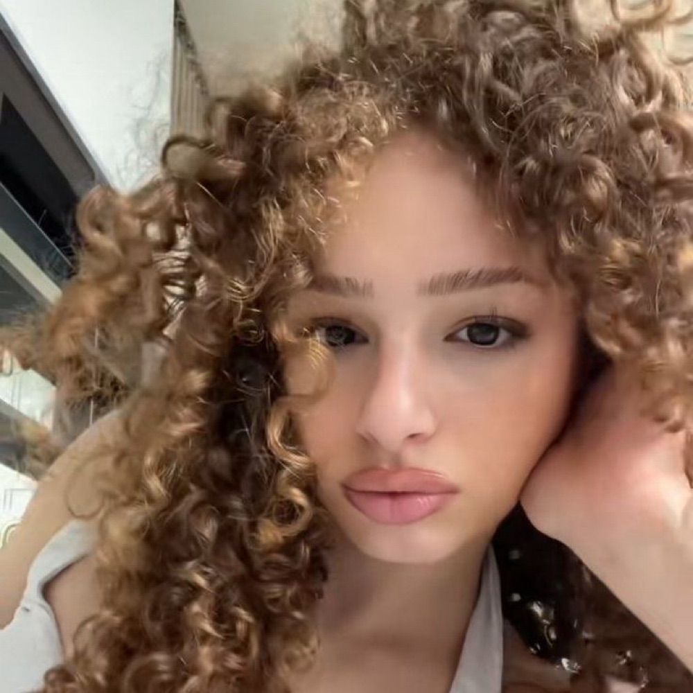 Eliana Kalogeras