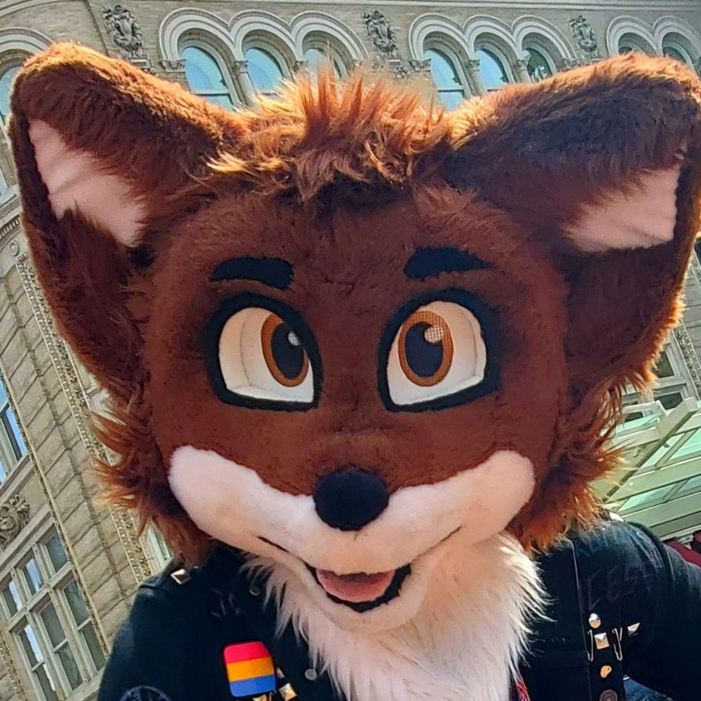TeonotheFoxieboi (COMMS OPEN!)