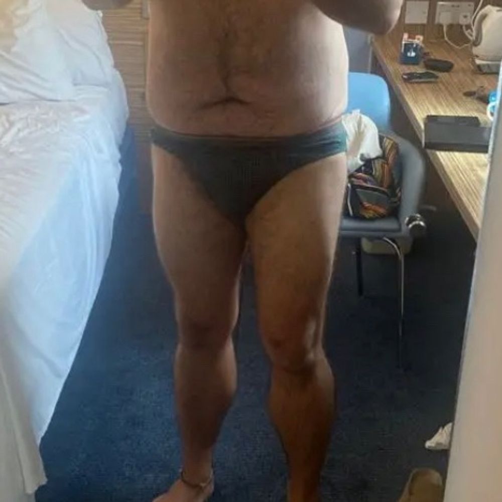 Hairy nudist bator
