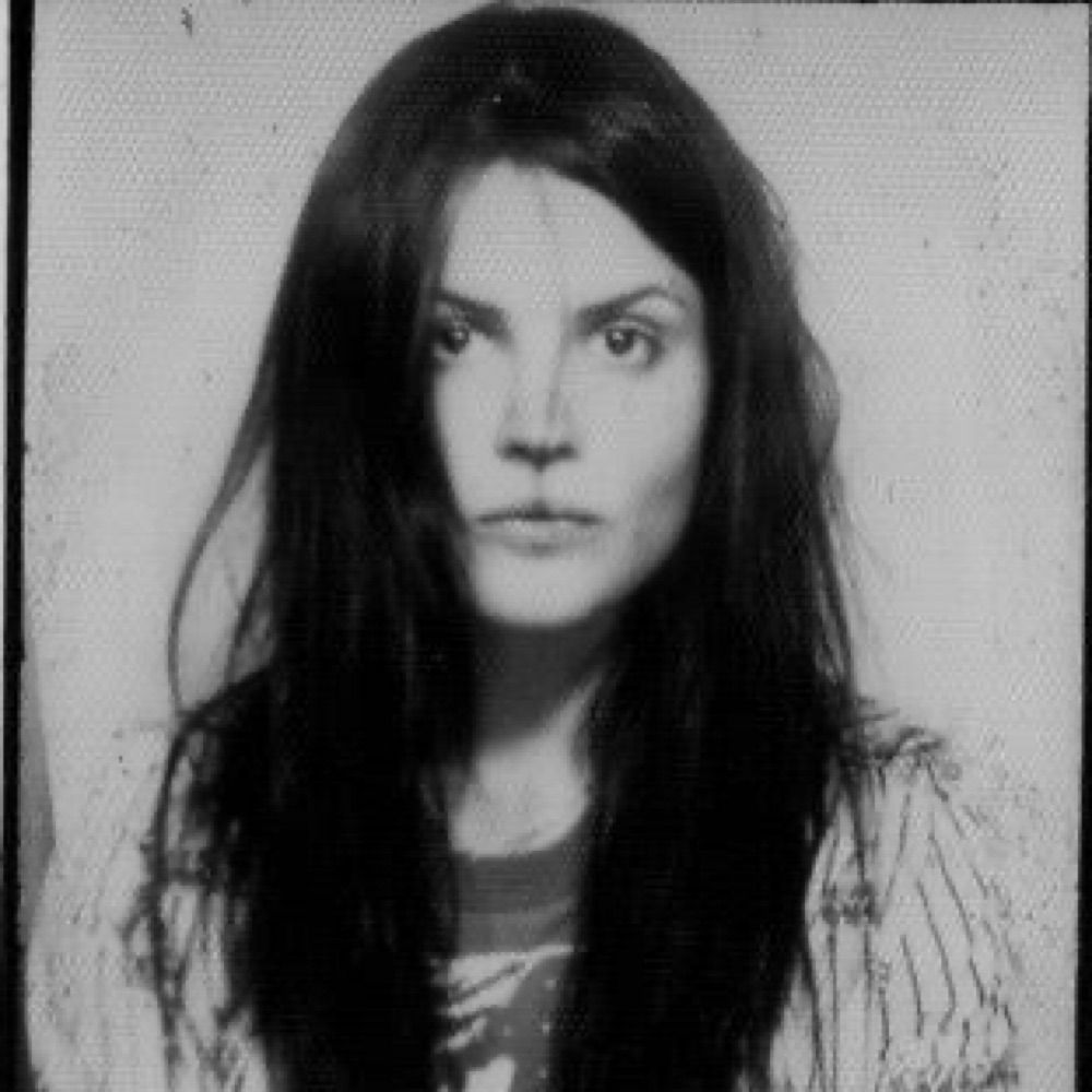 (ex) ashtray girl