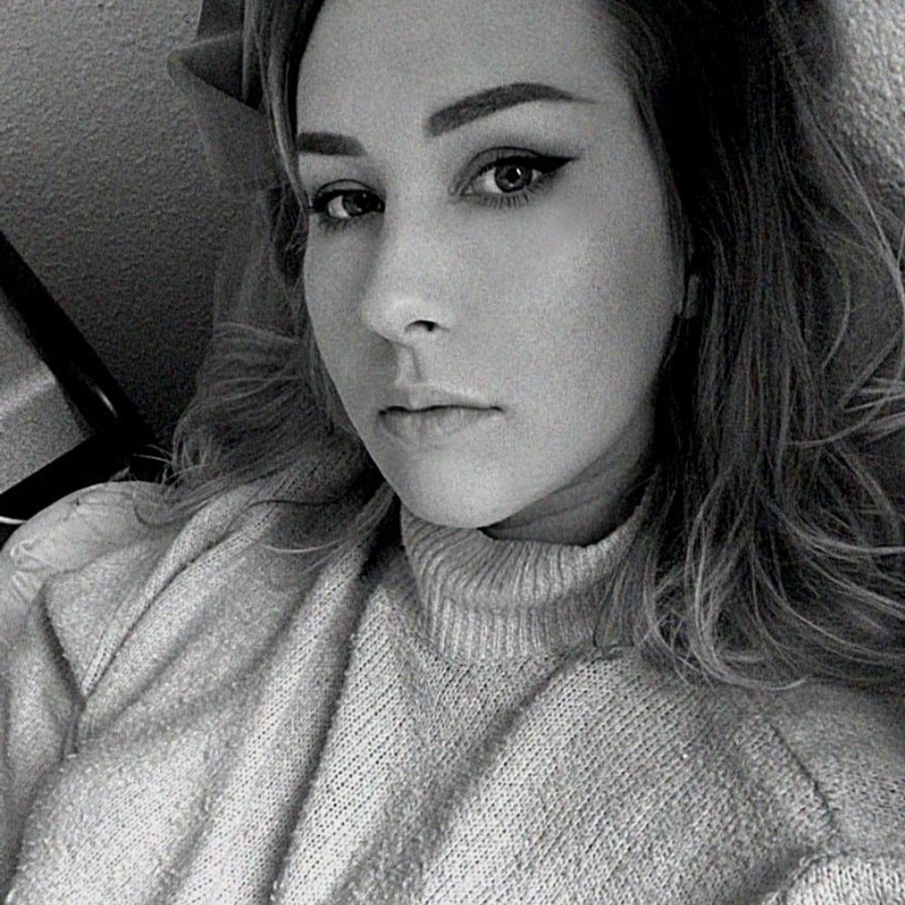 Claire 🦇