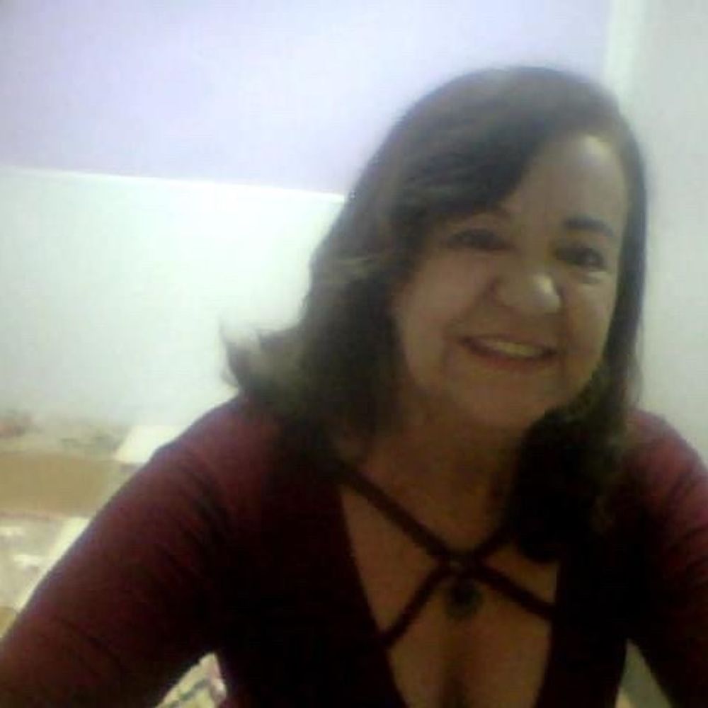 Silvia Helena Ribeiro Sena.