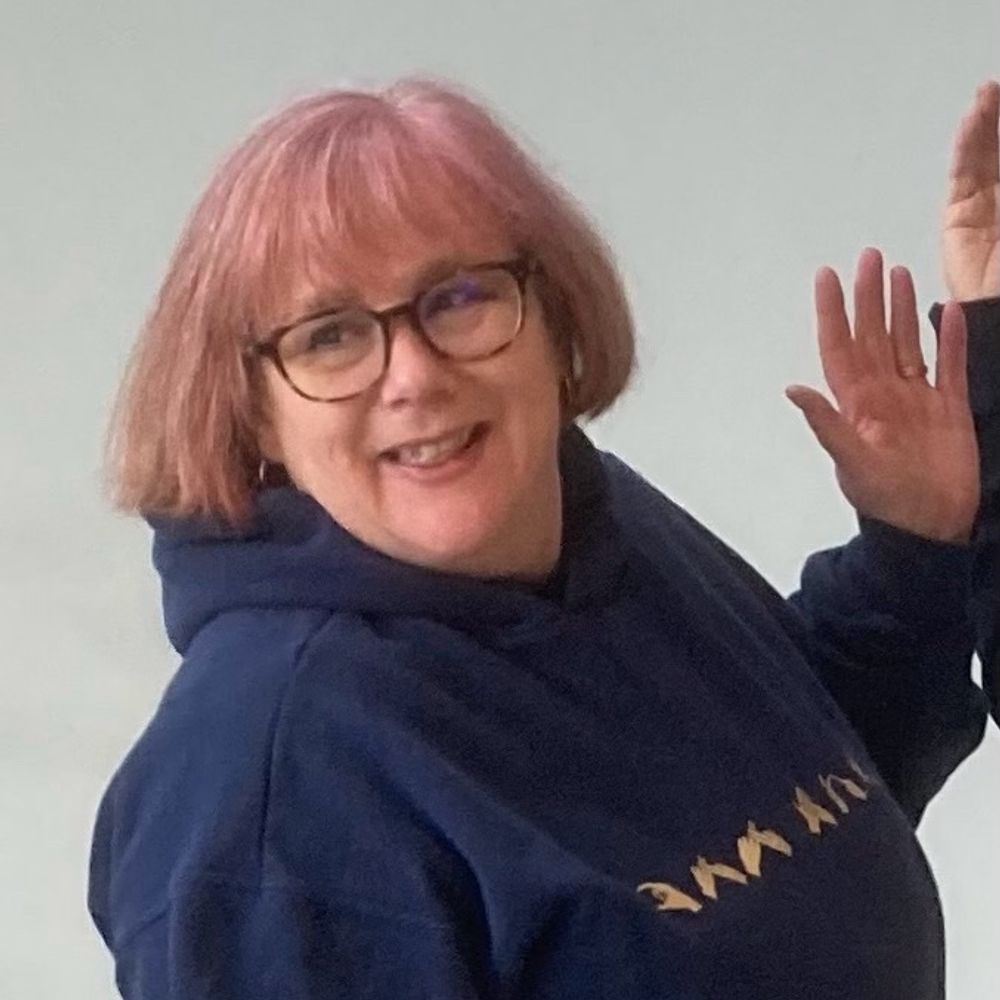 Jen Jones (sign name Red)🦻🤟🏳️‍🌈🩷💜💙
