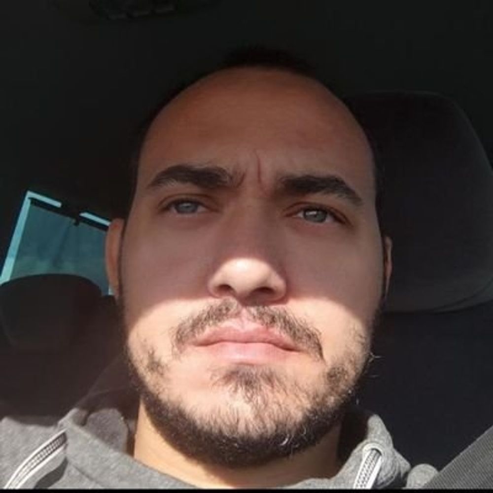 Tomás 