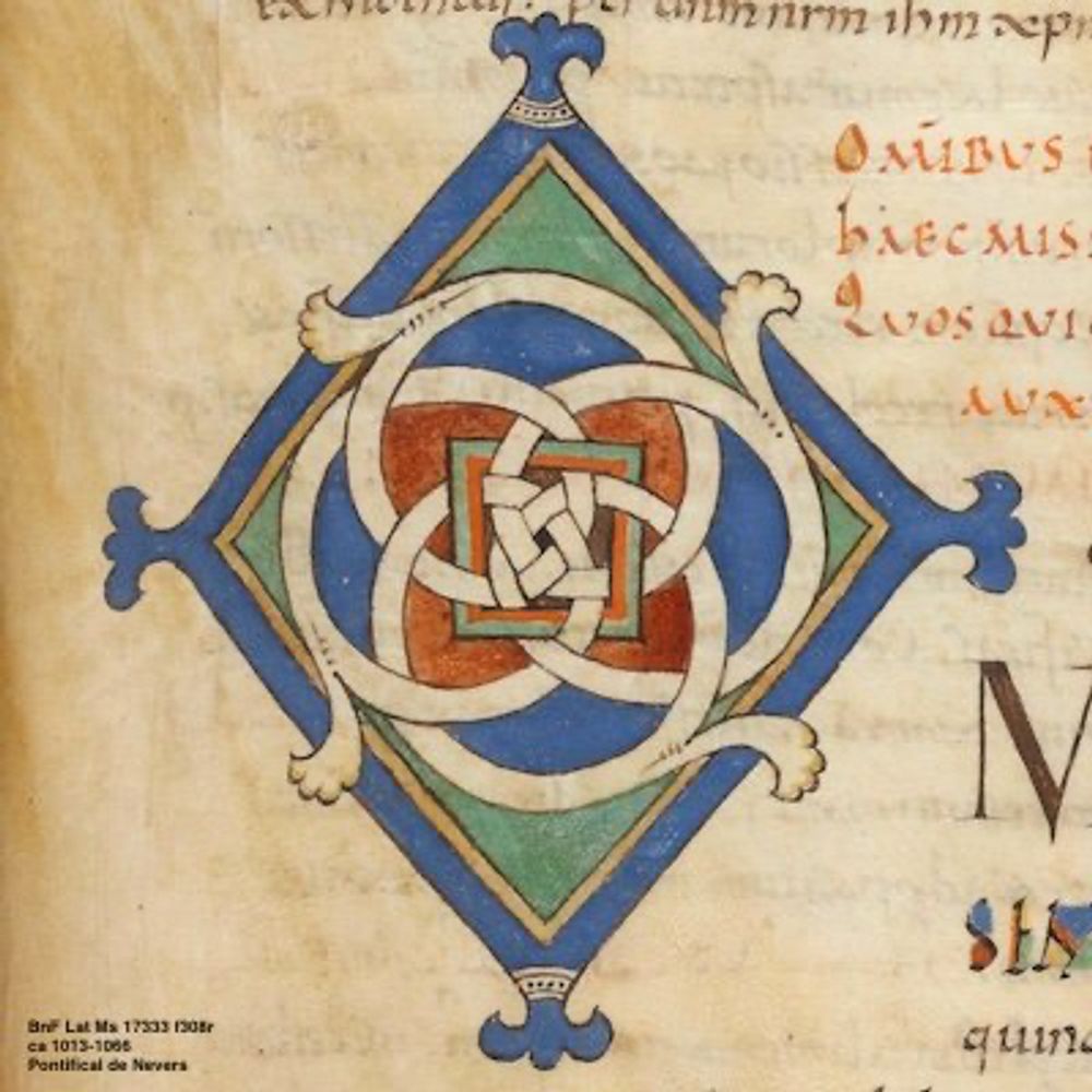 Interlace knots