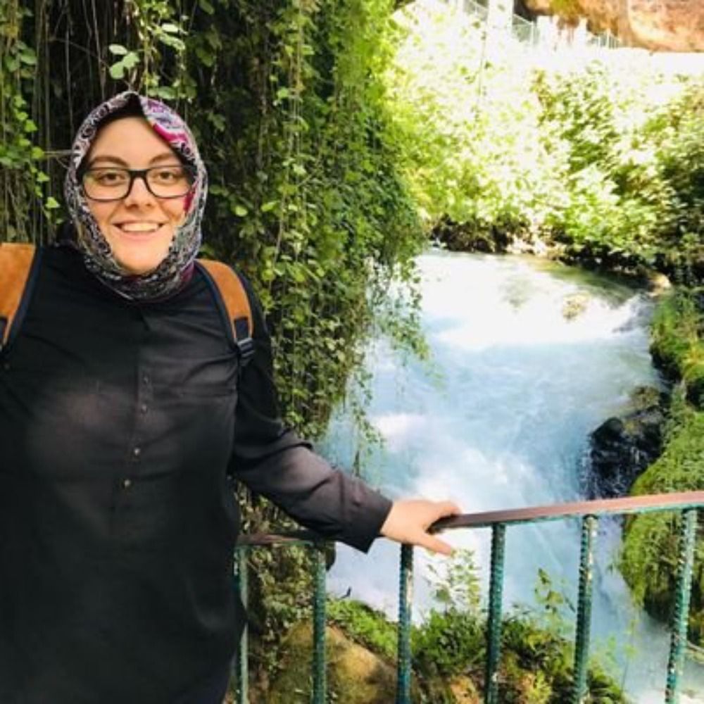 Büşra Savaş