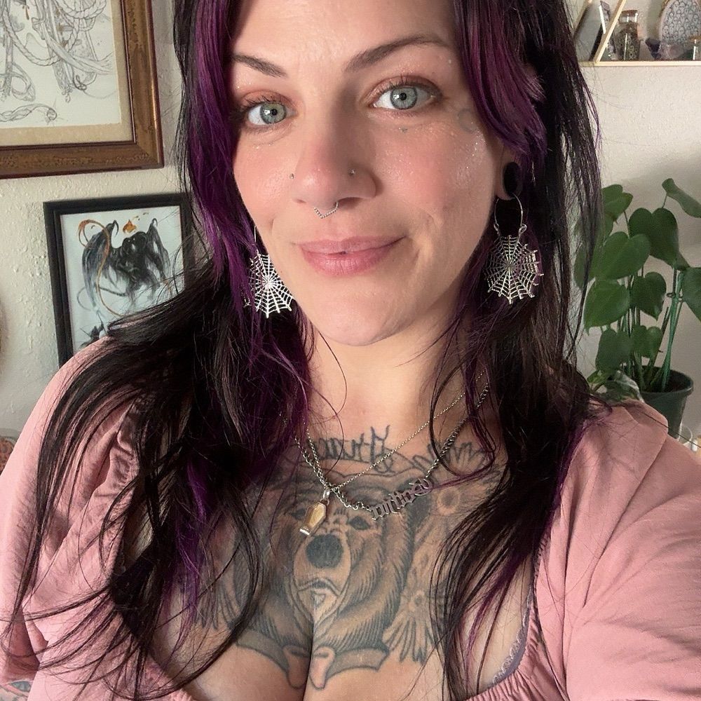 Dahlia Dee