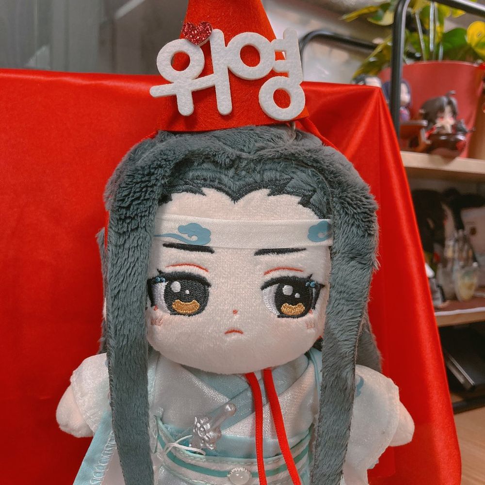 솜인형만지는뮤즈