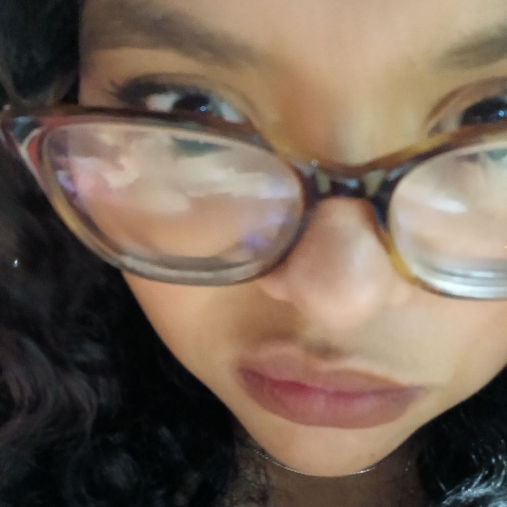 paty quer o twitter de volta