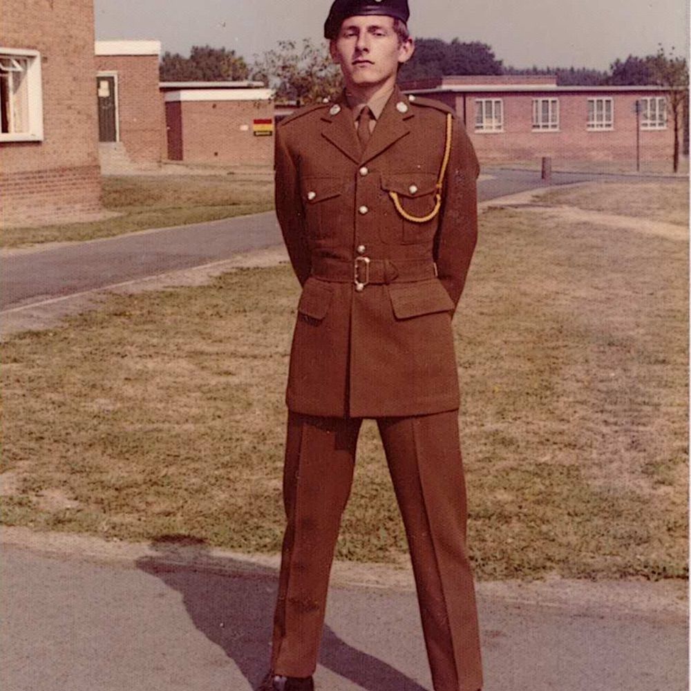 Paul M Hounslow