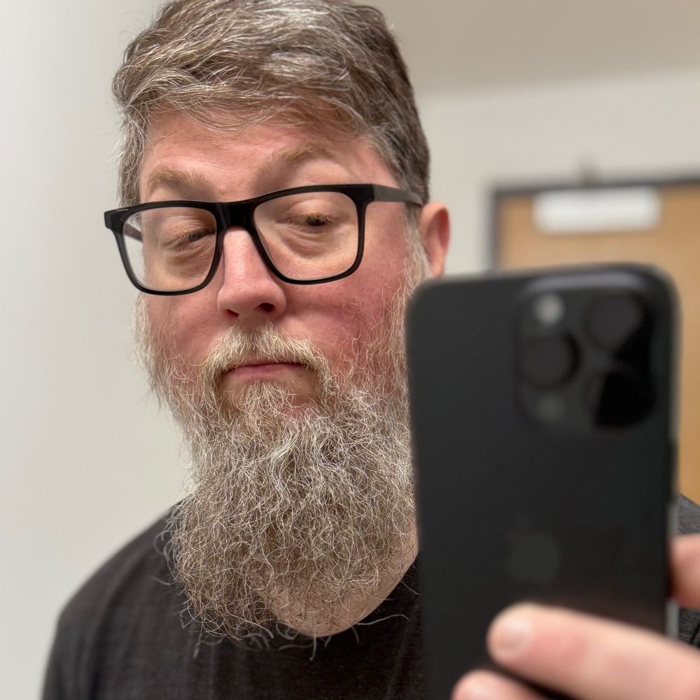 Aaron Aphelion