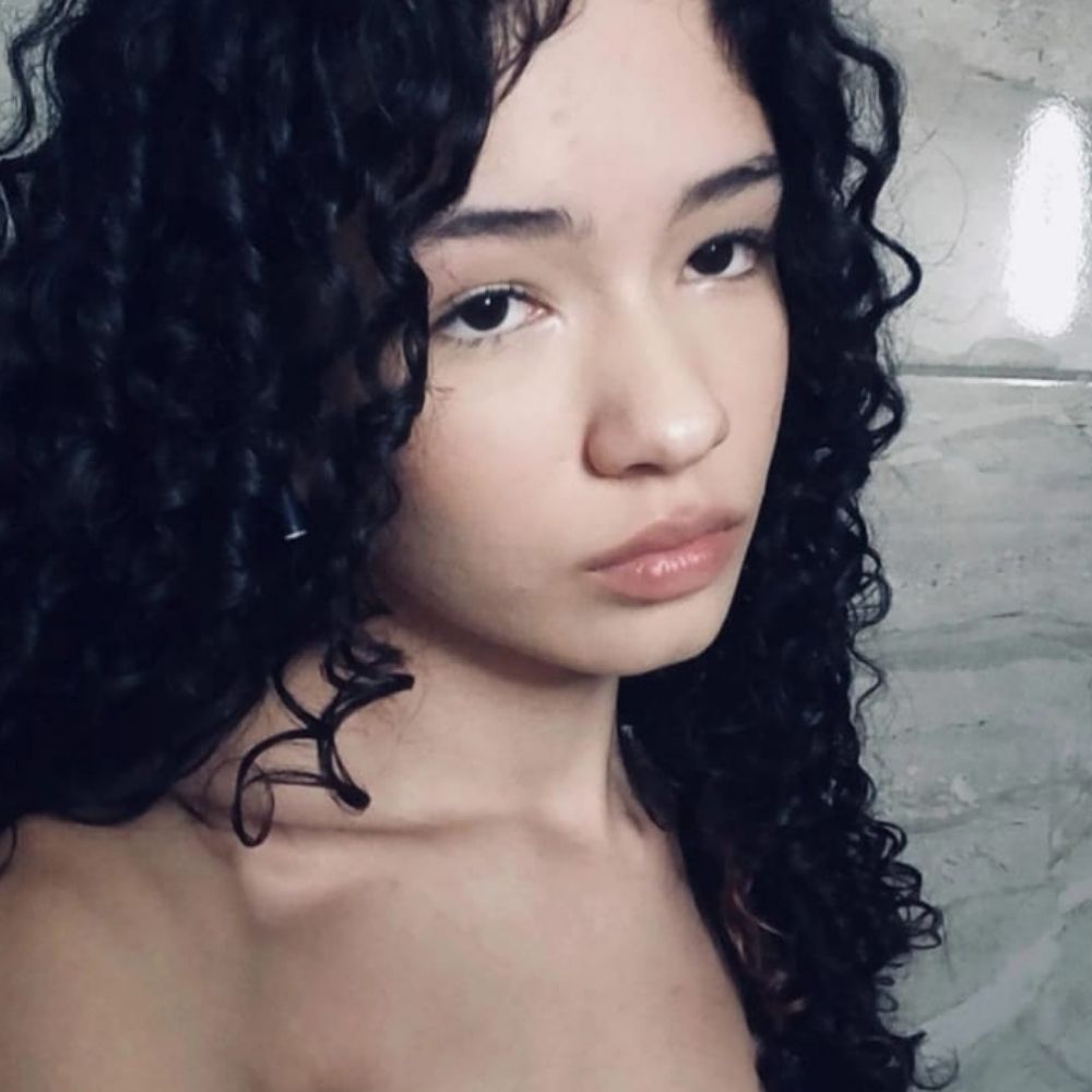 Nicole né 